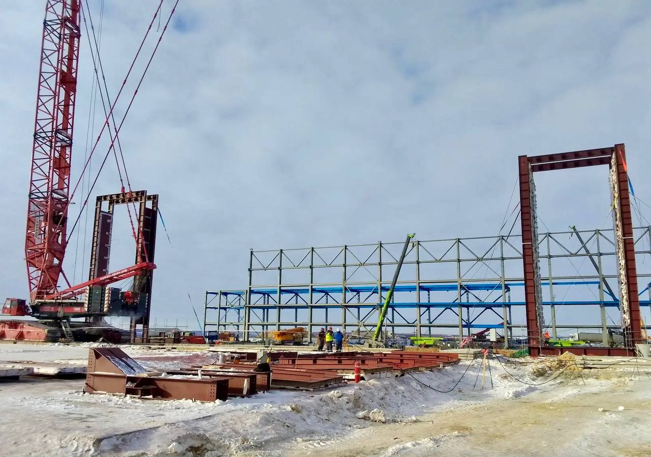 Монтаж металлоконструкций главного корпуса Свободненской ТЭЦ_пресс-служба ГК НПС.jpg