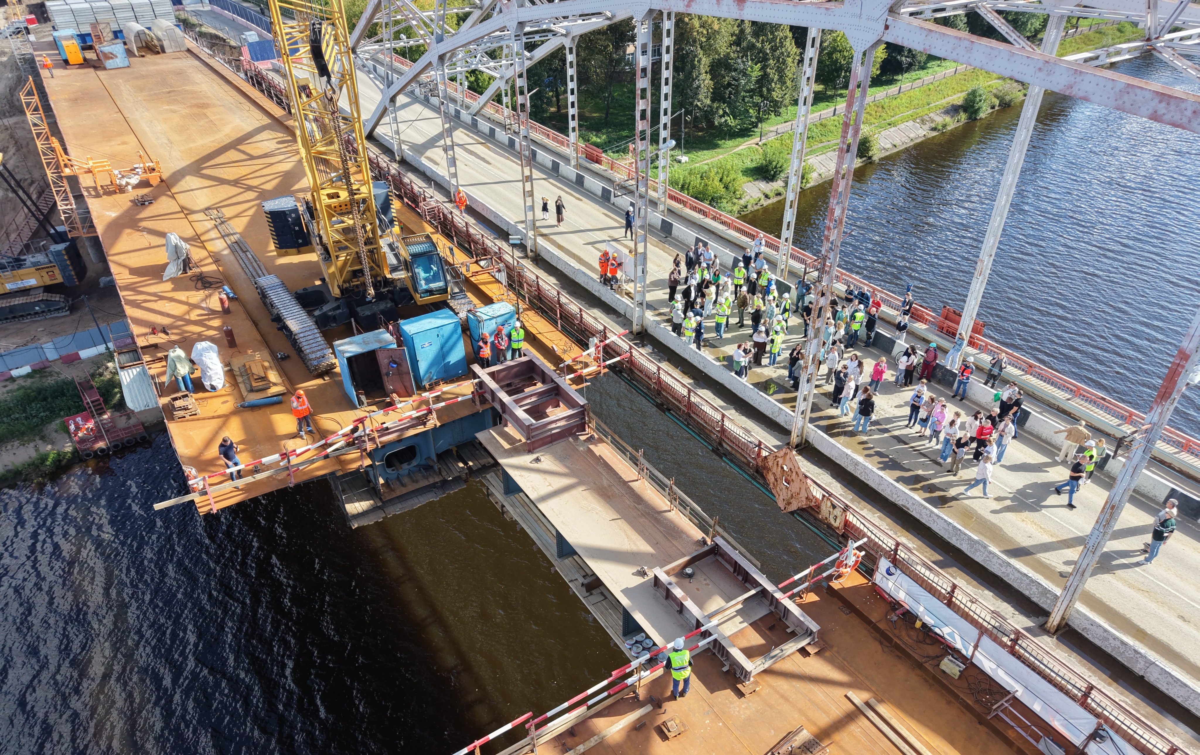 Le groupe NPS a fini le montage de la travée de pont à Dmitrov