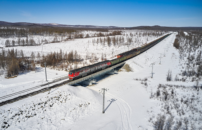 Мосты и водопропускные трубы построены с учетом резкого подъема рек и ручьев, конусы сооружений укреплены монолитным железобетоном, плитами и габионами..jpg