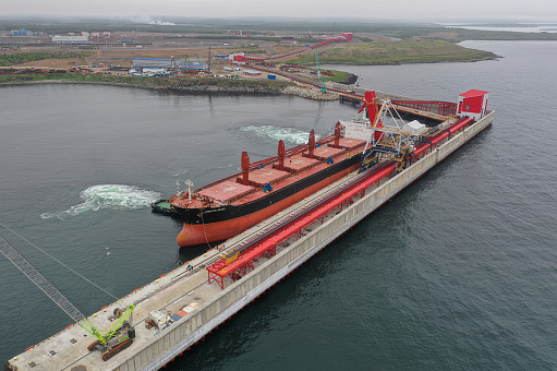 Комплекс перегрузки угля в порту «Ванино»