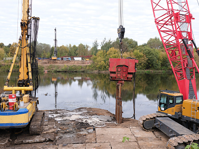 NPS commence la construction d'un pont piétonnier à Mnevniki
