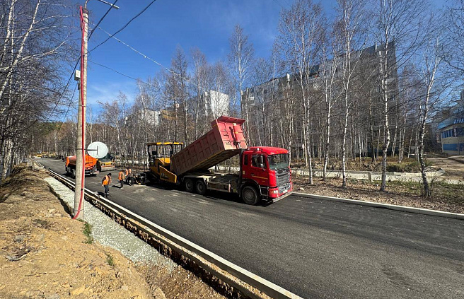 На ремонт дорог в столице БАМа ушло более 20 тысяч кубометров щебня различных фракций.jpg