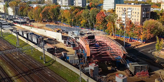 Завершена первая надвижка путепровода Дудинка-Менжинского